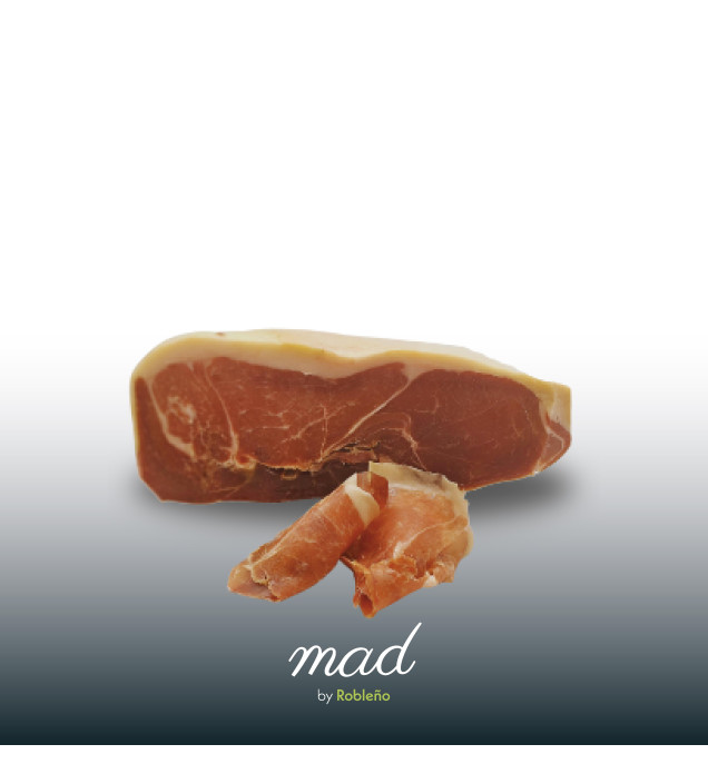 Jamón serrano de bodega de 30 meses, una esmerada...